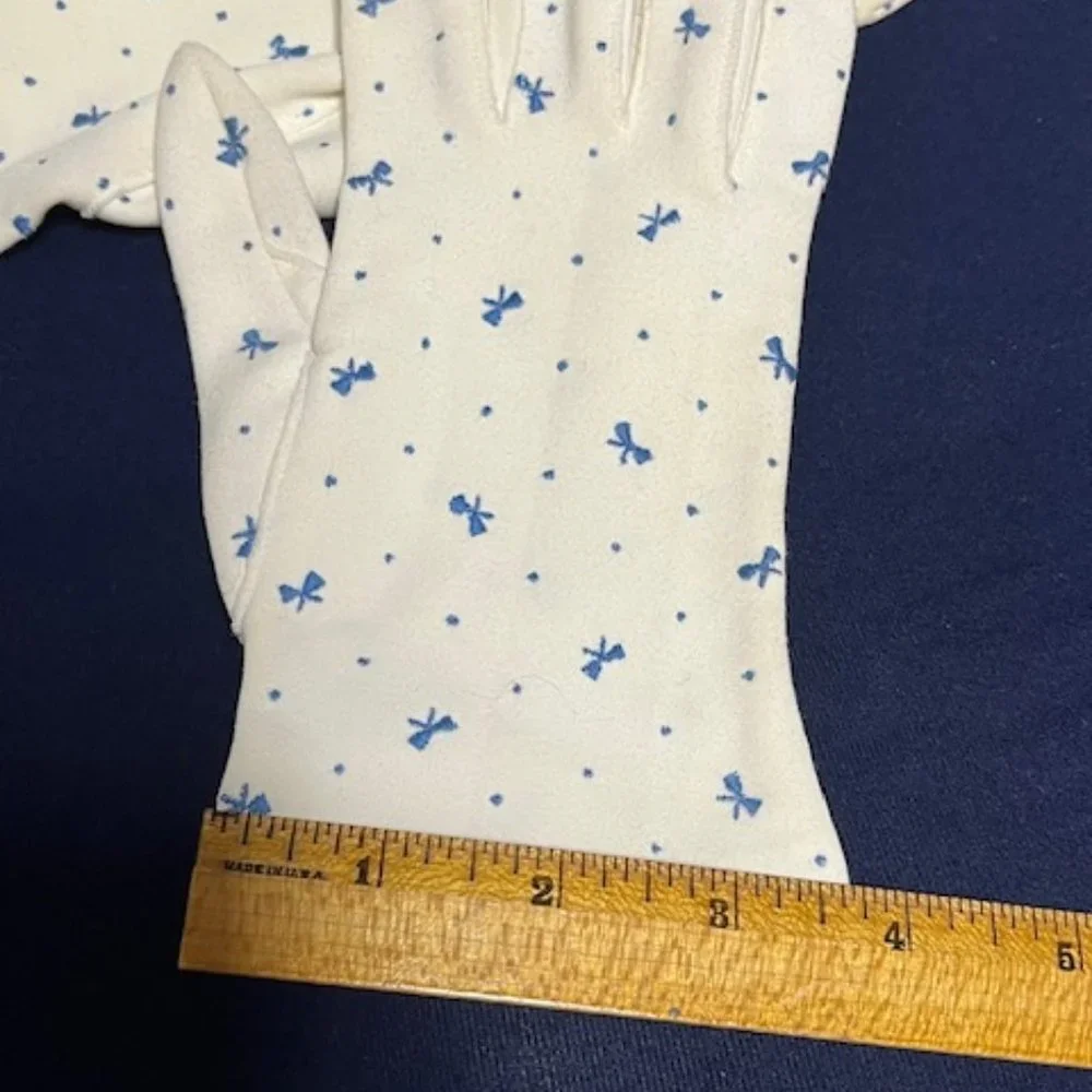 VTG Dressy White w/Blue Embroidered Ribbons Wristlet Gloves Stretchable OS